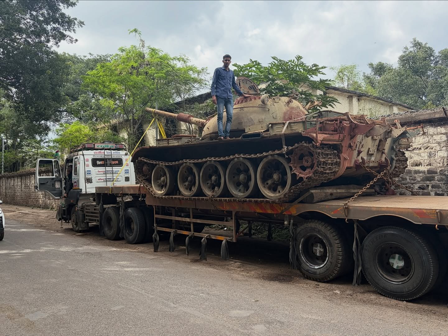 Trailer transport service by Prime Transport Corporation Pune